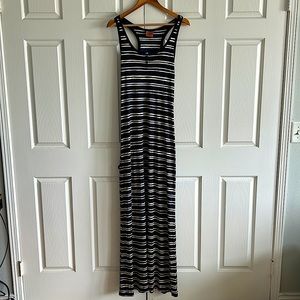 Tory Burch Luxurious 💯% Silk Long Navy/Cream Striped Maxi Dress **Size M**